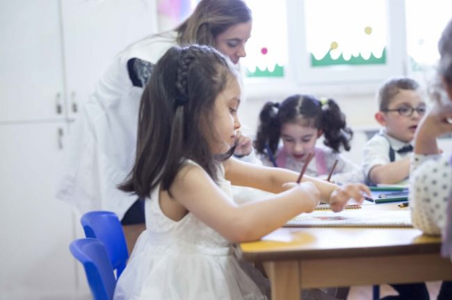 -073639f13b5442b4e327a3e198405188